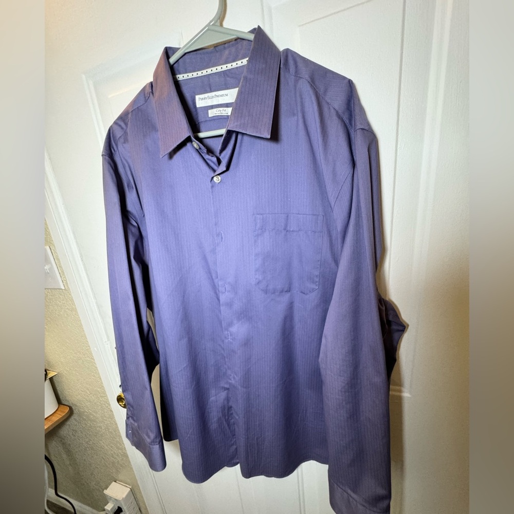 Perry Ellis Purple Casual Button Down Shirt